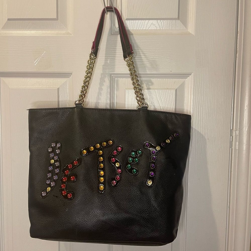 Betsey Johnson jewels large black synthetic leather tote gold tone chain straps